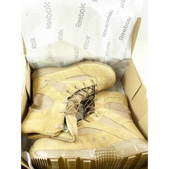Reebok Mens Size 10  8\